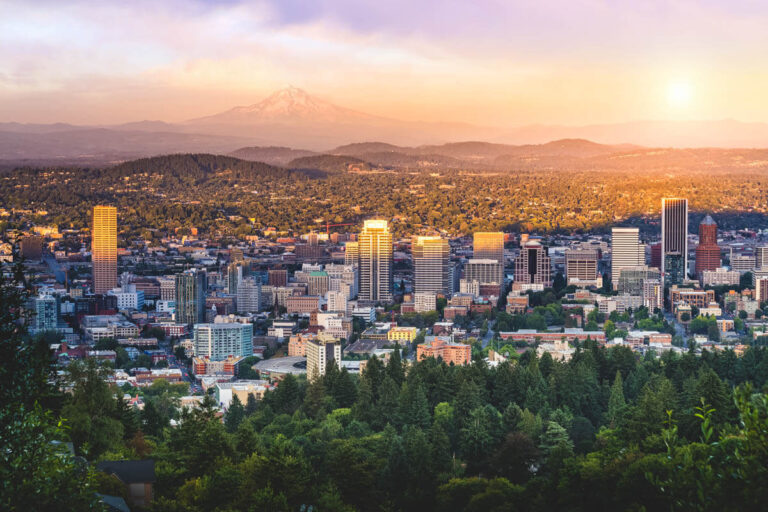 43 EPIC Things To Do in Portland, Oregon!