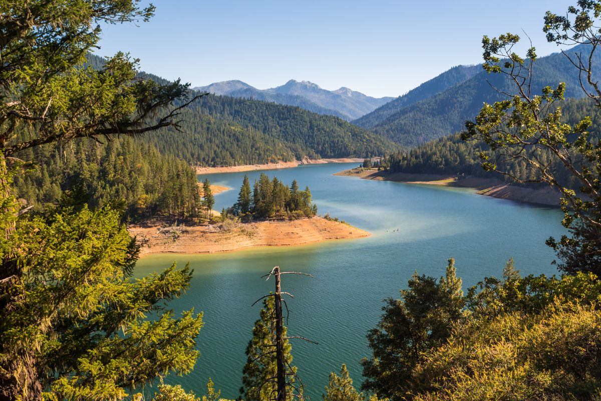 Applegate Lake in Oregon's Applegate Valley wine region