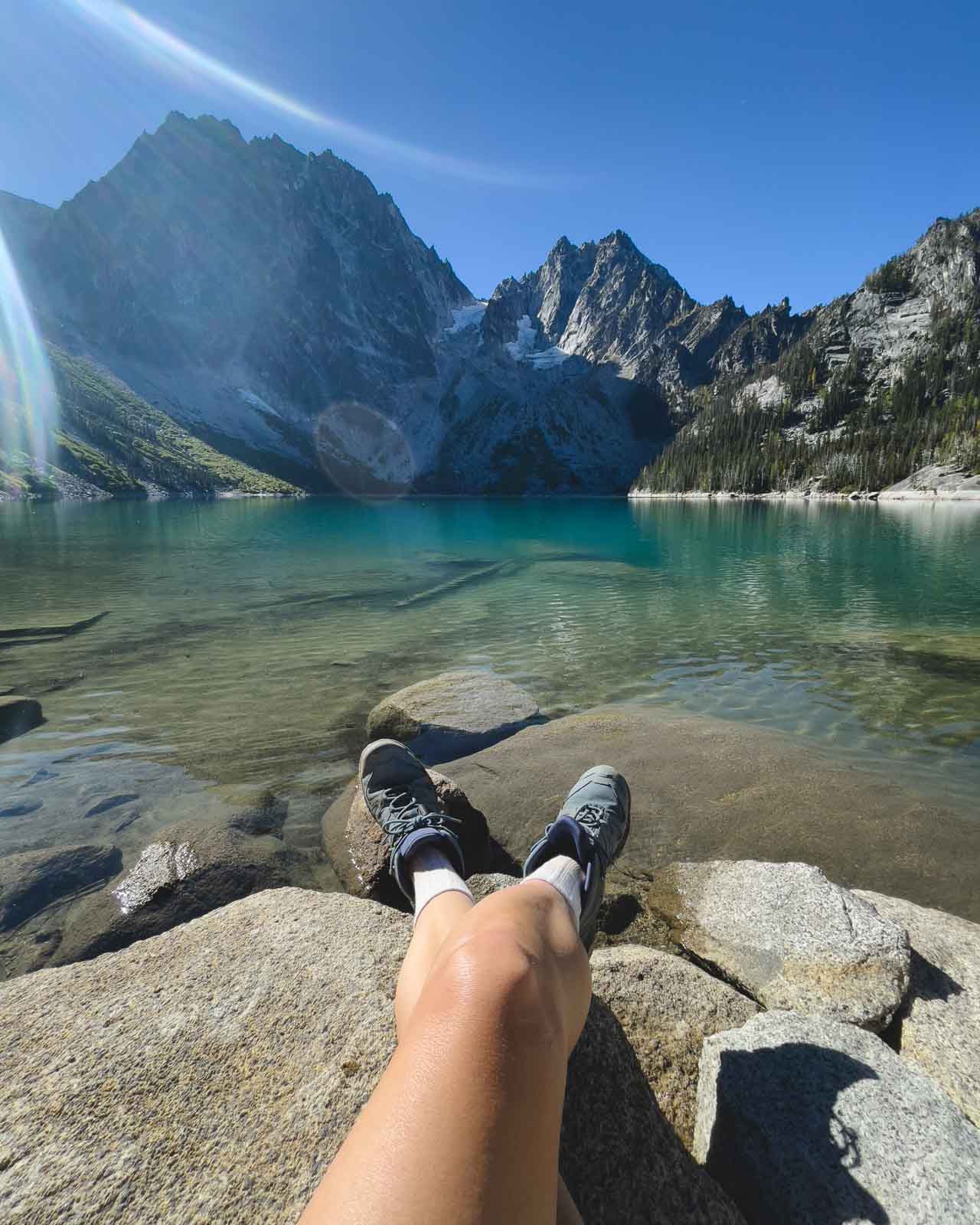 Turquoise alpine lake with granite peaks, Colchuck Lake in the Enchantments