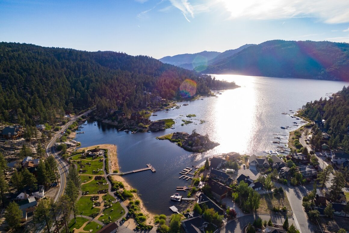 Big Bear Lake surrounded by pine forest in the San Bernardino Mountains